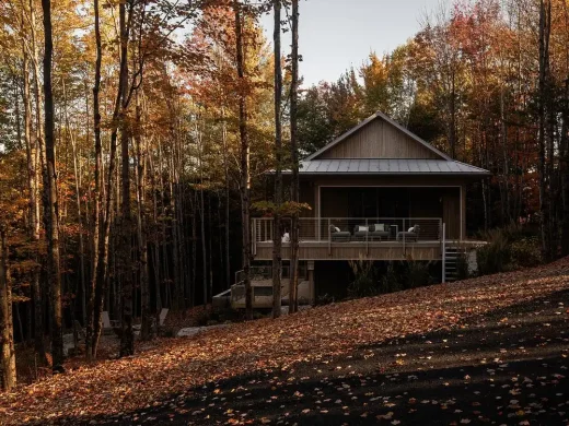 Nhà Perchee Bắc Hatley Canada