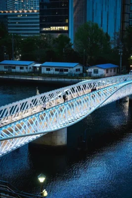 Cầu đi bộ Reimei Kobashi Tokyo Nhật Bản