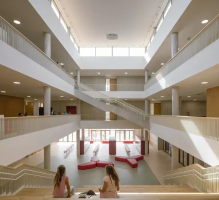 Trường tiểu học VIDA Praha Cộng hòa Séc