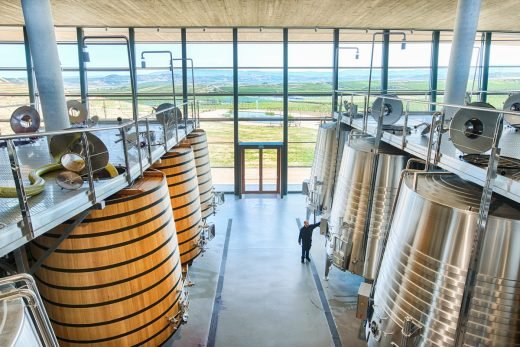 Nhà máy rượu vang Beronia Tòa nhà Ollauri ở La Rioja, Tây Ban Nha