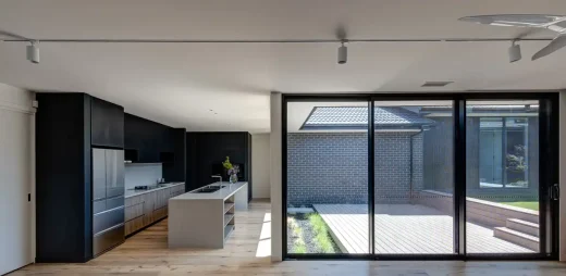 Mượn Sky Residence Melbourne Vic