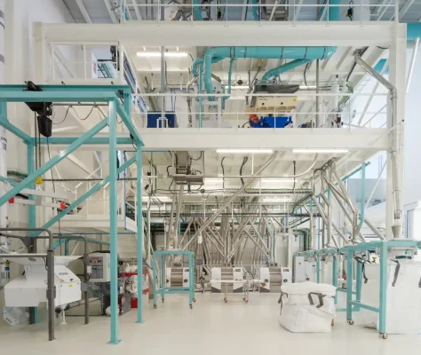 Trung tâm đổi mới ngũ cốc Tòa nhà thương mại Navarra Tây Ban Nha