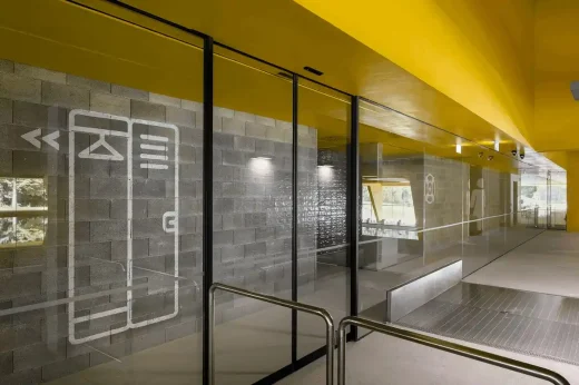 Nội thất bể bơi Češča Vas Pool Complex