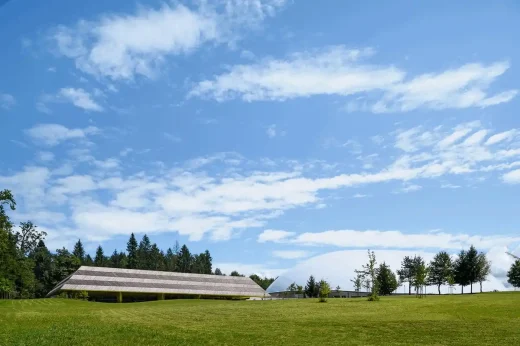 Khu phức hợp hồ bơi Češča Vas, cảnh quan tòa nhà hồ bơi Novo Mesto