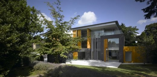 Nhà đường đại học