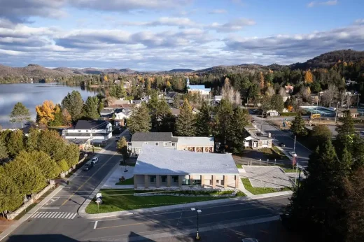 Thư viện Monica C Gratton Laurentides Quebec Canada