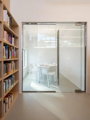 Thư viện Monica C Gratton Laurentides Quebec Canada