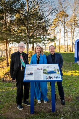 Ngài Peter Cook, Lisa Mann, Xưởng vẽ Stuart Bartholomew tại Đại học Nghệ thuật Bournemouth