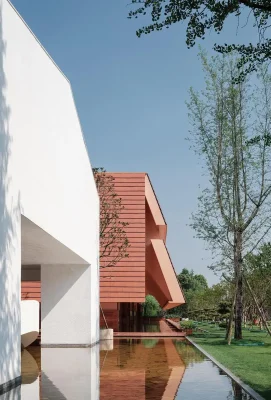 Khách sạn tiệc ngói đỏ YongLi