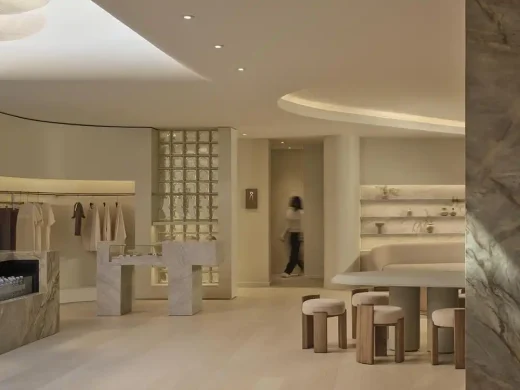 Nội thất bán lẻ Solis Movement Toronto Ontario