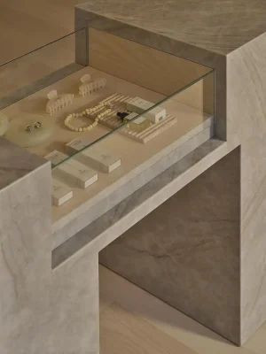 Đơn vị cửa hàng Solis Movement Toronto Canada 