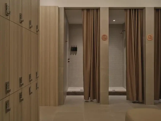 Cửa hàng Solis Movement Toronto Canada 