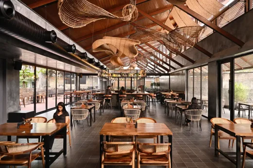 bàn nội thất nhà hàng Nam Ấn Độ