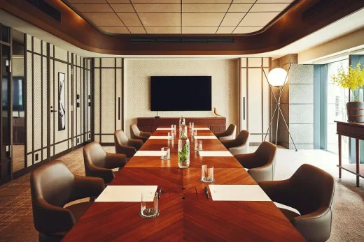 Phòng họp khách sạn Voco Osaka Central Japan