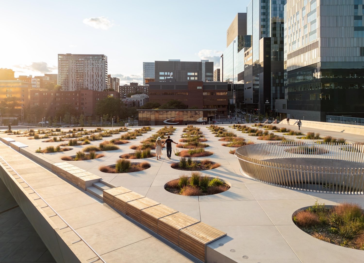 Quảng trường Montréalaises.