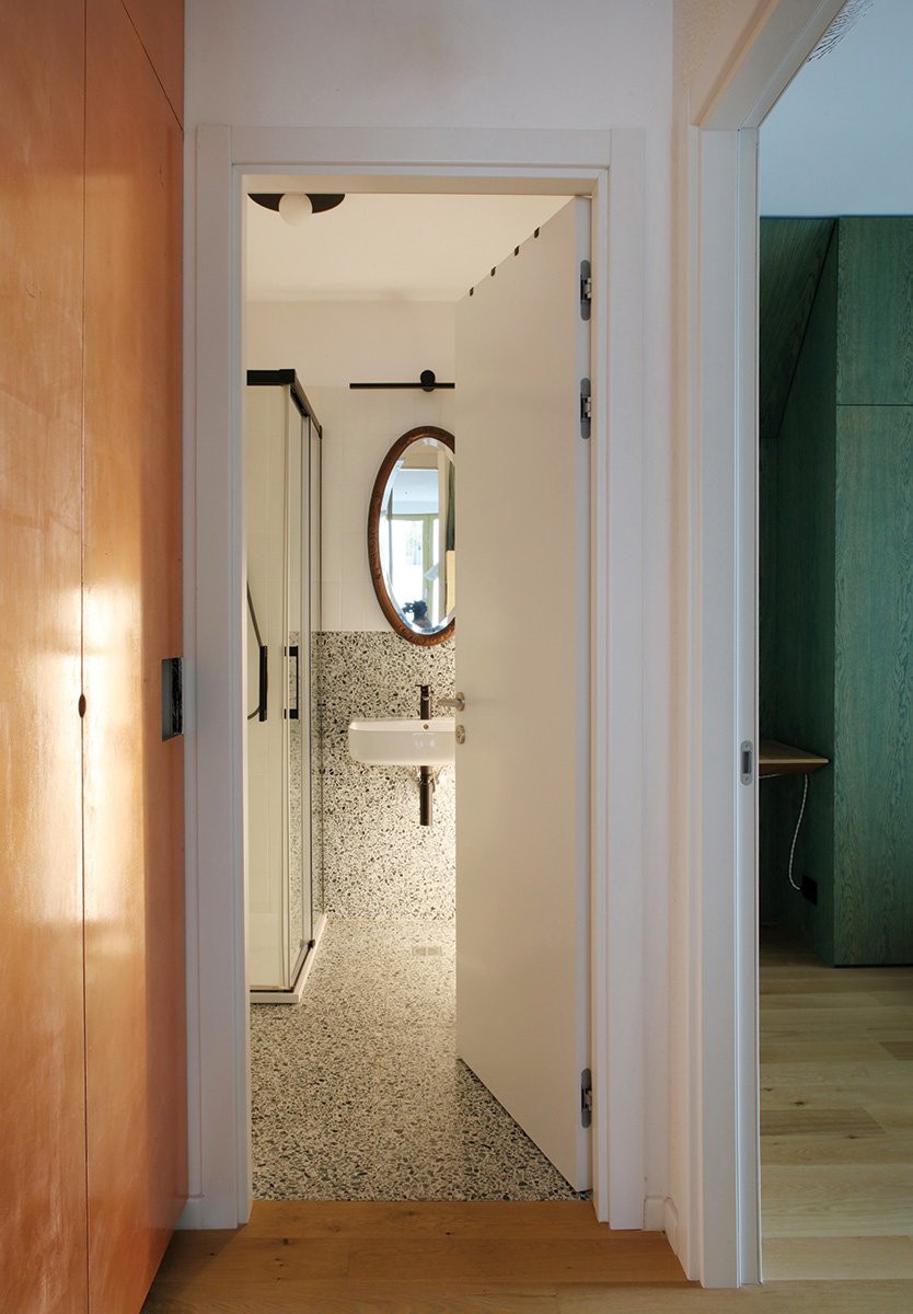 Phòng ở phía trước tủ quần áo