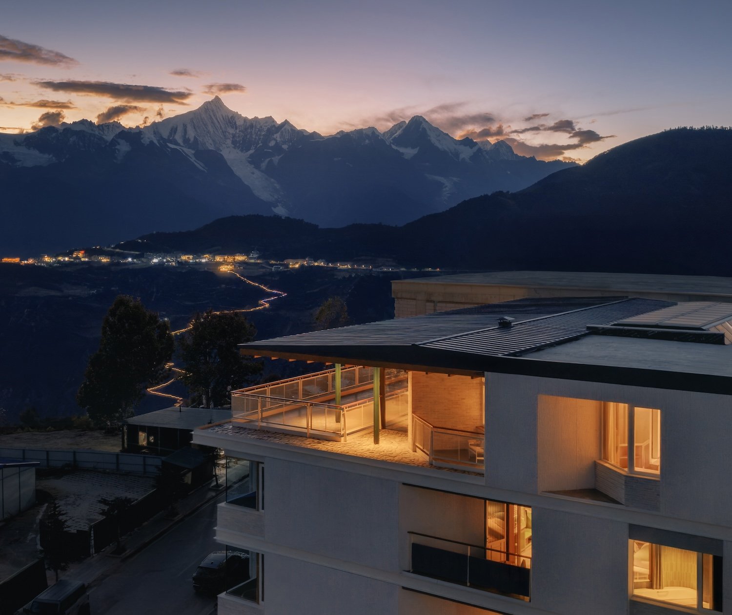 Khách sạn núi tuyết Kawagebo 