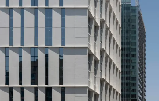 Cửa sổ mặt tiền chung cư Central Station Phoenix