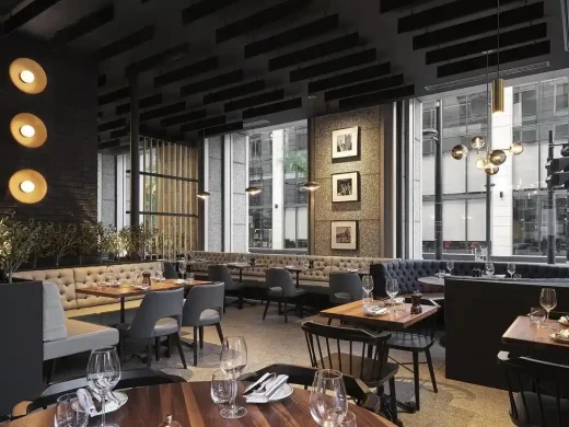 Nội thất quán bar Chez Lionel French Brasserie Quebec Canada