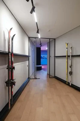 Nhà để xe cho bộ sưu tập xe hơi Moscow Nga phát triển kiến ​​trúc