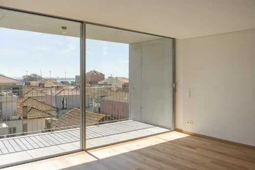 Nhà ở đa gia đình Leça da Palmeira ban công phía bắc Bồ Đào Nha