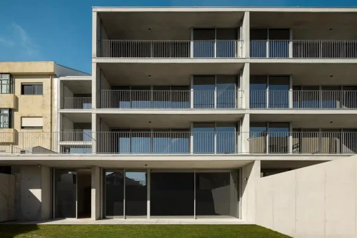 Nhà ở đa gia đình Leça da Palmeira ban công phía bắc Bồ Đào Nha