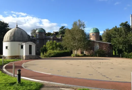 Human Orrery, Đài thiên văn Armagh và Cung thiên văn