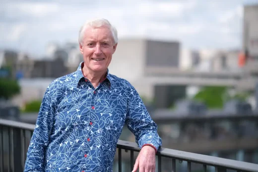 Nhà xây dựng cộng đồng phố Iain Tuckett Coin, Luân Đôn