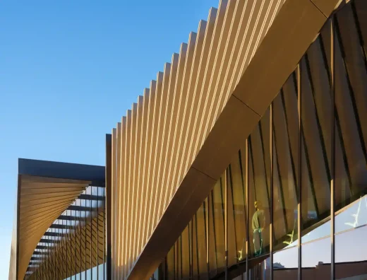 Chi tiết về Sân khấu Vệ tinh Midfield South LAX Los Angeles