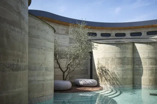 KHÔNG PHẢI LÀ KHÁCH SẠN Bể bơi trung tâm biệt thự Setouchi