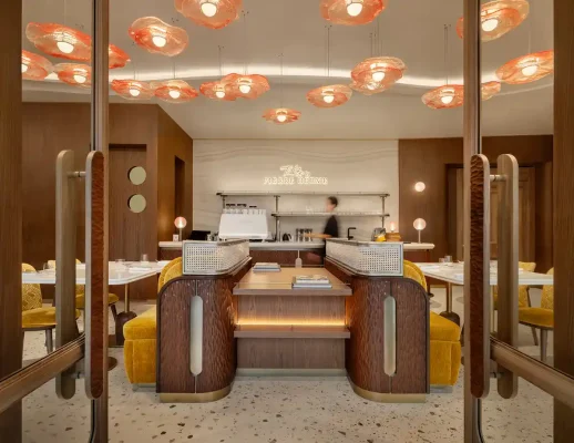 Quầy hàng Pierre Hermé Paris Flagship Singapore