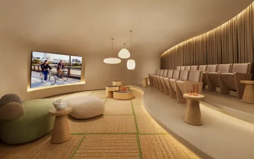 Rạp chiếu phim tòa nhà phức hợp Qapital Tower Quito Ecuador