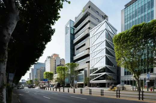 Thiết kế tòa nhà phòng khám cấy tóc Seongsu Triangle Seoul Hàn Quốc
