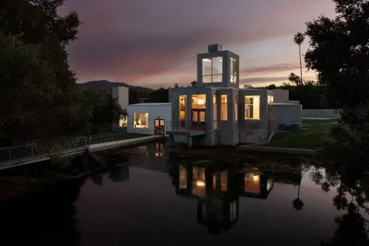 Ngôi nhà Sirmai-Peterson Thousand Oaks, California của kiến ​​trúc sư Frank Gehry