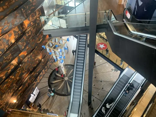Tòa nhà Titanic Belfast, sảnh thiết kế nội thất Bắc Ireland