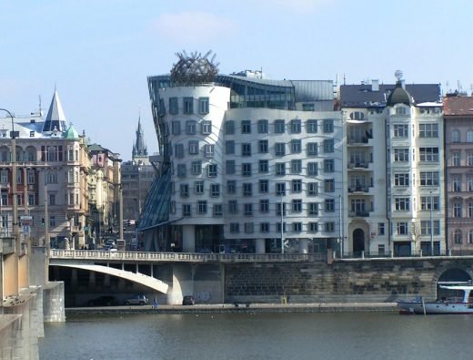 Tòa nhà khiêu vũ Praha Frank Gehry