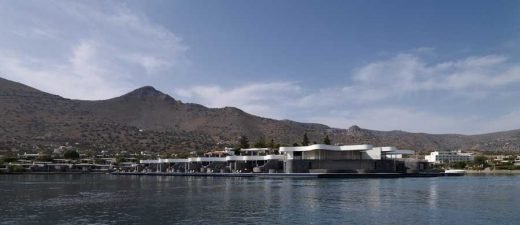 Khu nghỉ dưỡng bãi biển Elounda, Biệt thự Crete, Câu lạc bộ du thuyền