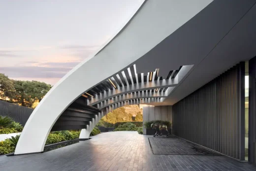 Trang bìa của Helix House Los Angeles California