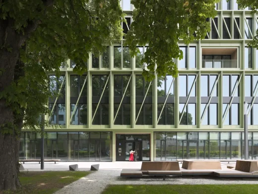 Tòa nhà văn phòng bằng gỗ lai i8 ở Werksviertel, Munich