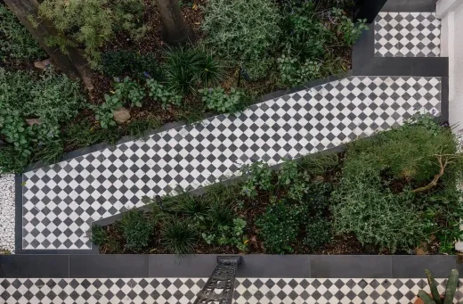 Moncur House Woollahra Sydney NSW paths