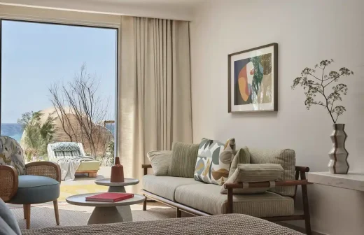 Ghế sofa khách sạn Sunrise Beach Mykonos Hy Lạp