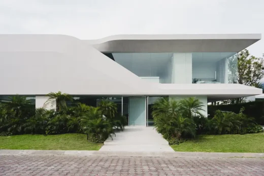 Thiết kế bất động sản Casa TA Quito Ecuador