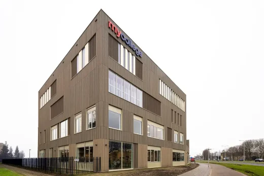 My College ở tòa nhà trường trung học Spijkenisse