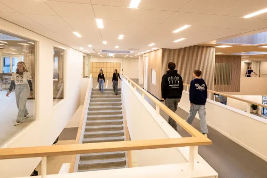 My College ở tòa nhà trường trung học Spijkenisse Rotterdam