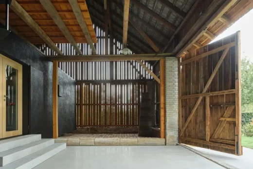 Chiếc hộp trong nhà kho Lázně Bělohrad Jičín CZ