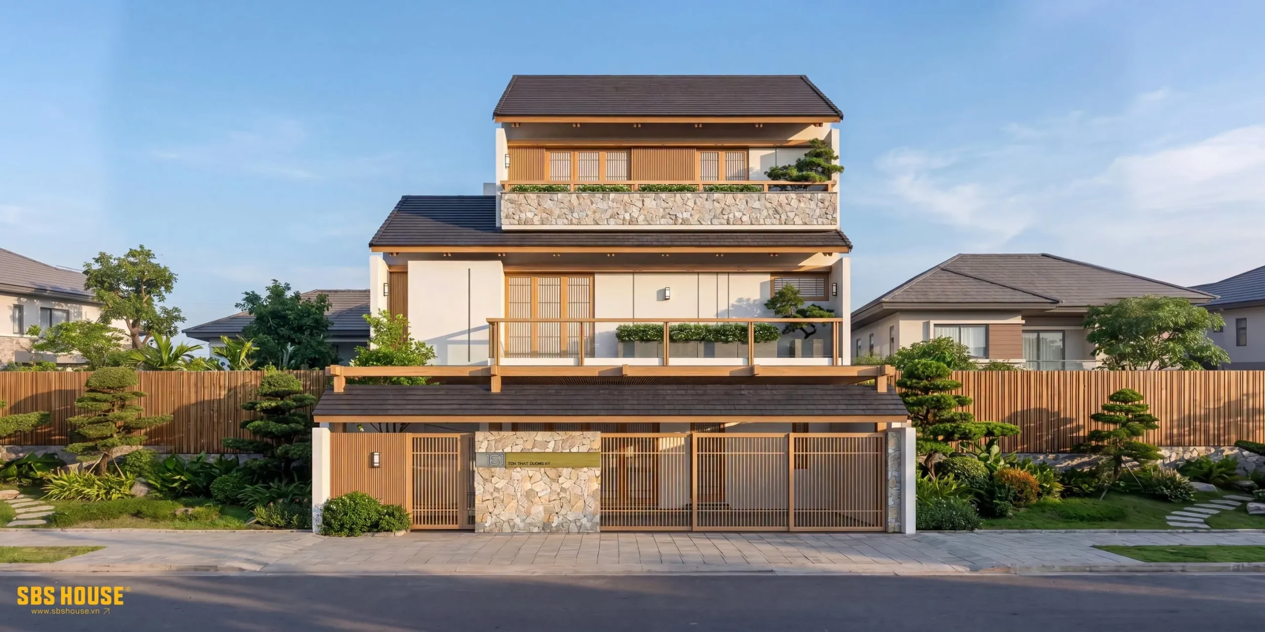 Mặt tiền Hoang Trang Villa được thiết kế theo tinh thần hiện đại, tối giản, mở rộng tầm nhìn về phía sông Cẩm Lệ. 