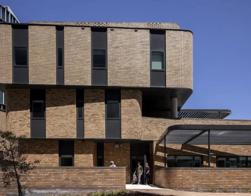 Học viện Công nghệ Canberra Sảnh Thanh niên Australia