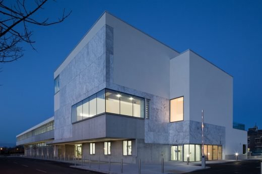 Văn phòng dân sự của Hội đồng Quận Roscommon