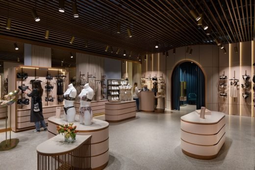 Silenza Boutique Kiev Store Interior | www.e-architect.com