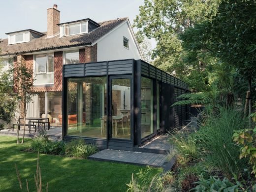 Tòa nhà phụ bằng gỗ của Tsuruta Architects London